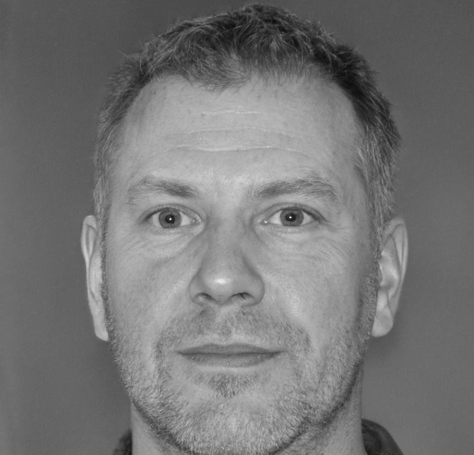 Dr. Carlos Mendoza, Director de Metodología Educativa